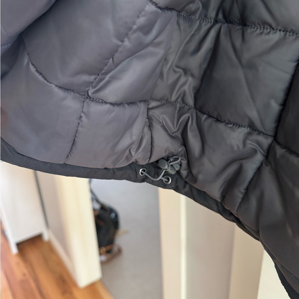 REI women’s Dark Gray or light black Jacket(outer shell) - Picture 8 of 9